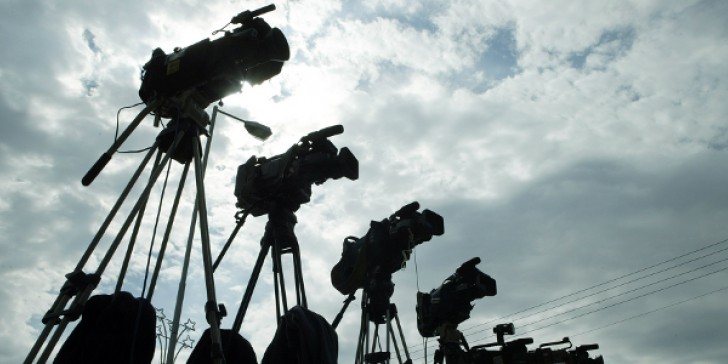 Ο κορωνοϊός ξεκαθαρίζει και τους ρόλους στην ενημέρωση