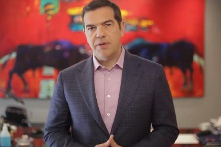 Τσίπρας: Να διασφαλίσει το δώρο Πάσχα και να «παγώσουν» οι οφειλές δανειοληπτών