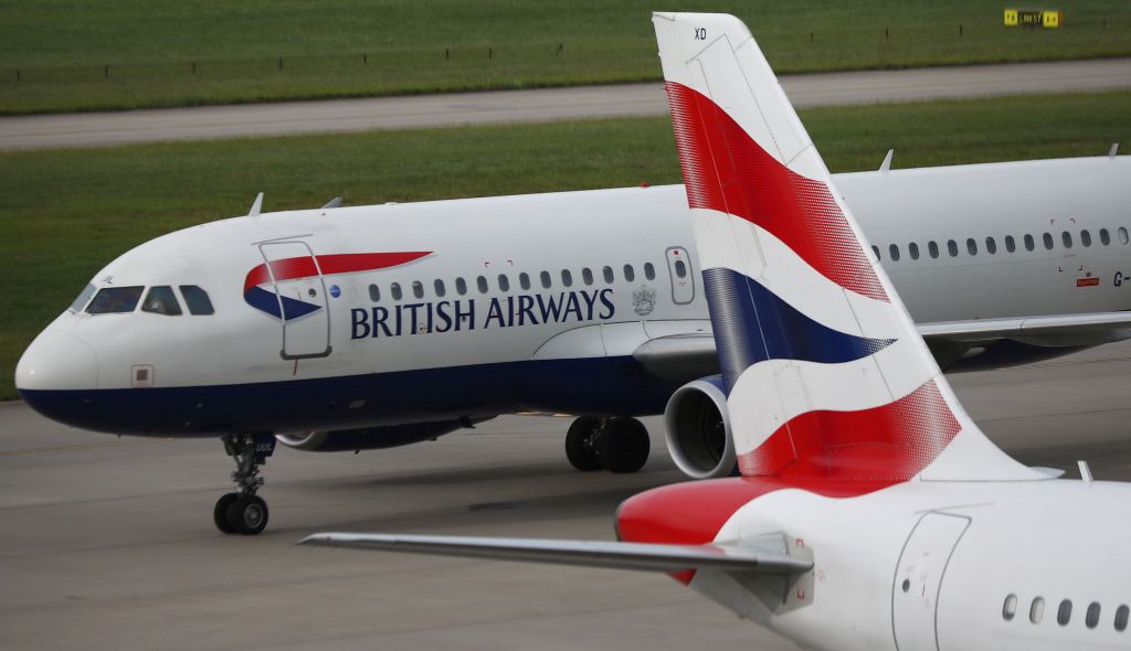 Κορωνοϊός: Μείον 50% στο βασικό μισθό των πιλότων της British Airways