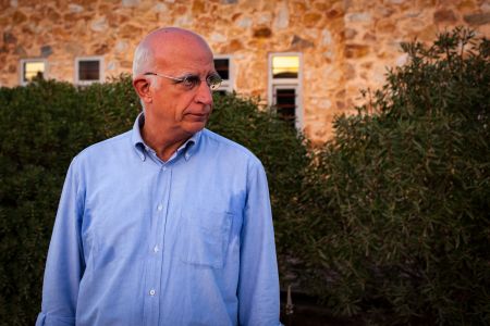 Πλάτων Ριβέλλης: «Φωτογραφίζω και μέσω των μαθητών μου»