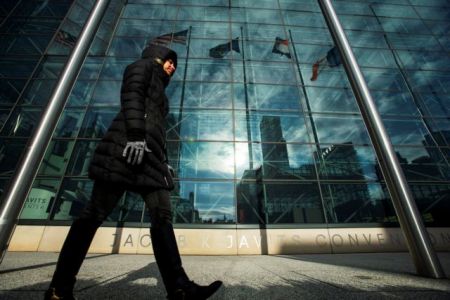 ΗΠΑ: Περισσότεροι από 100 νεκροί σε μία ημέρα από τον κορωνοϊό