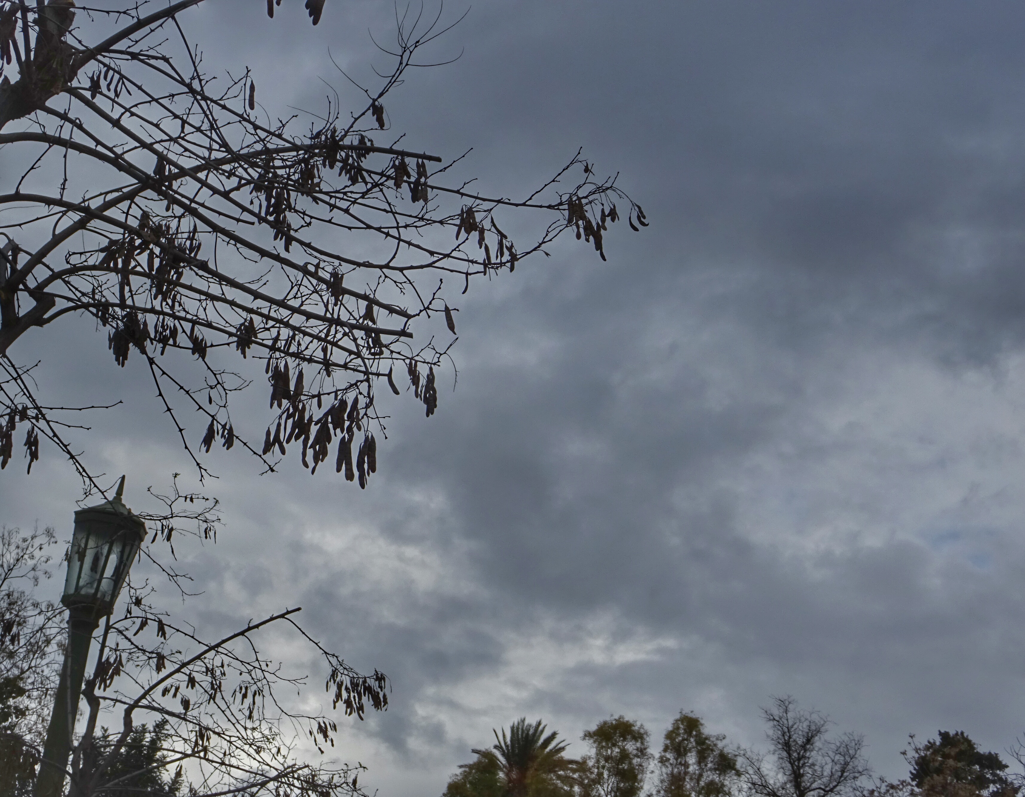 Αλλάζει ο καιρός: Συννεφιά και βροχές την Κυριακή