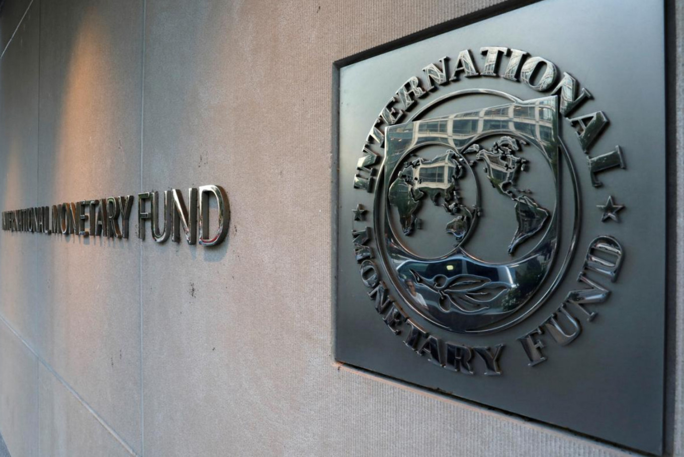 ΔΝΤ: Πρόβλεψη για παγκόσμια ύφεση χειρότερη από την κρίση του 2008