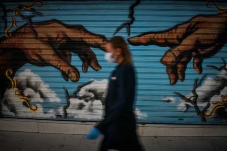 Οταν η ζωή νικά τον κορωνοϊό