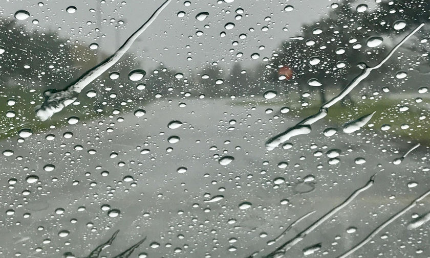 Βροχερός ο καιρός την Τρίτη σε πολλές περιοχές της χώρας