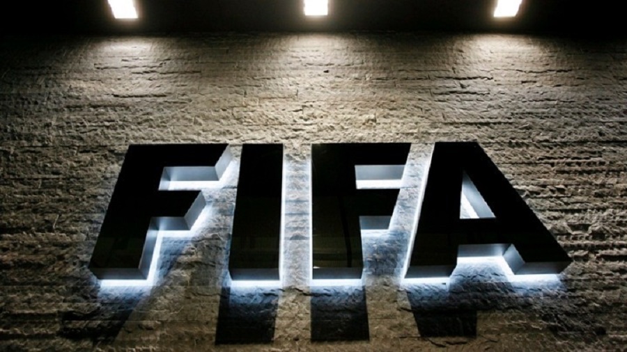 Αλλαγές στα συμβόλαια που λήγουν προτείνει η FIFA