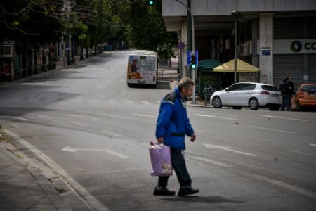Κορωνοϊός: Ο μισός πληθυσμός της Ελλάδας θα μολυνθεί μέχρι το τέλος της επιδημίας