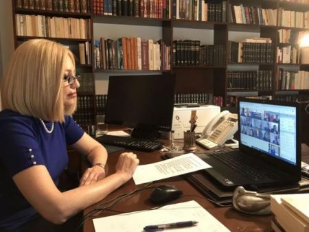 Κορωνοϊός: Την έκδοση ευρωομολόγων ζήτησε  η Φώφη Γεννηματά