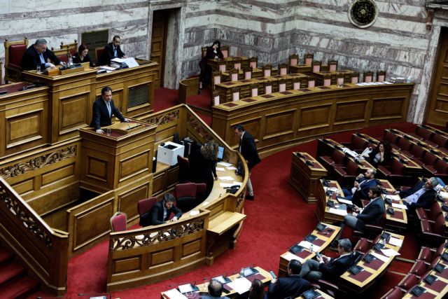 Βουλή: Ψήφισε ομόφωνα τη χορήγηση αδειών για παραγωγή αντισηπτικών