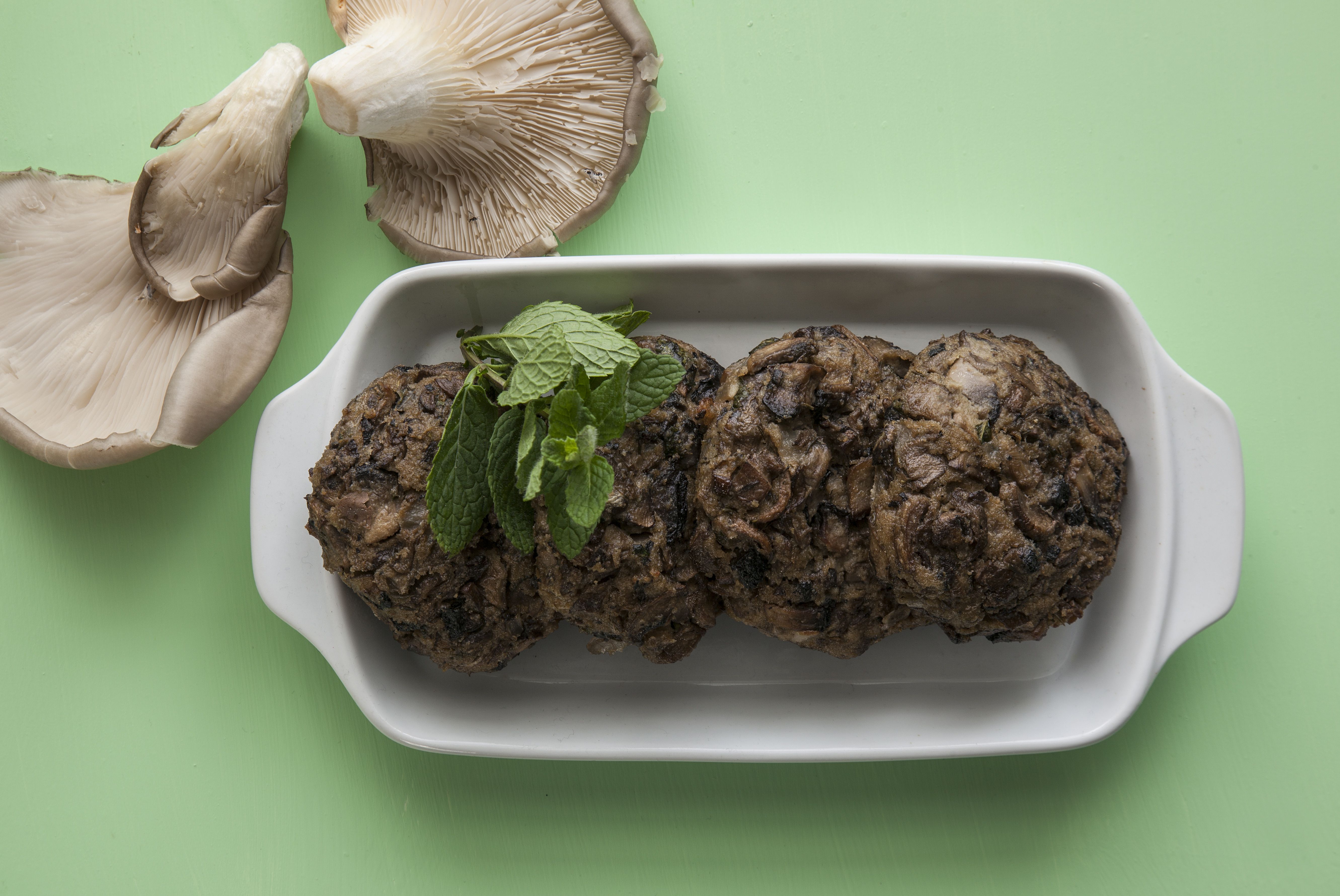 Μπιφτέκια από κιμά μανιταριών