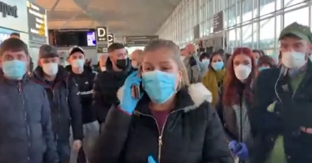 Μ. Βαρβιτσιώτης στο MEGA: Επιστρέφουν σήμερα 30 Έλληνες από το Λονδίνο