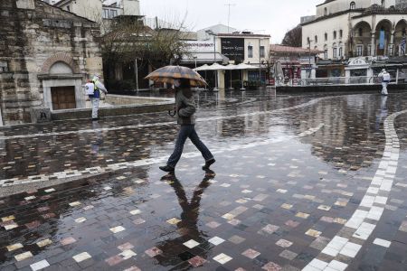 Ούτε αόρατος ούτε ανίκητος είναι ο εχθρός