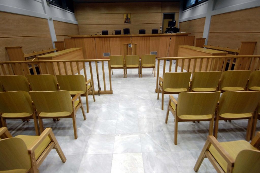 Κορωνοϊός: Οι δικαστικοί λειτουργοί αντιδρούν στην παράταση του δικαστικού έτους