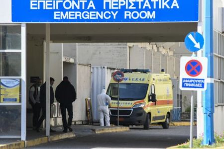 Κορωνοϊός: Στους 39 οι νεκροί – Πρώτος θάνατος στη Λέσβο