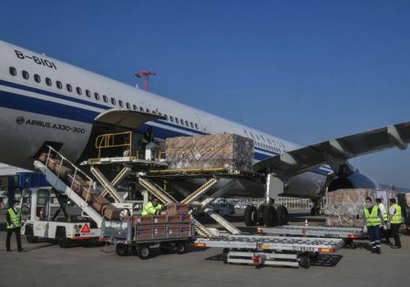 Οταν οι μάσκες και αναπνευστήρες μετατρέπονται σε… Commodities