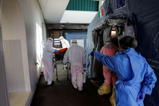 Εφιάλτης δίχως τέλος στην Ιταλία – 812 νεκροί σε μια μέρα