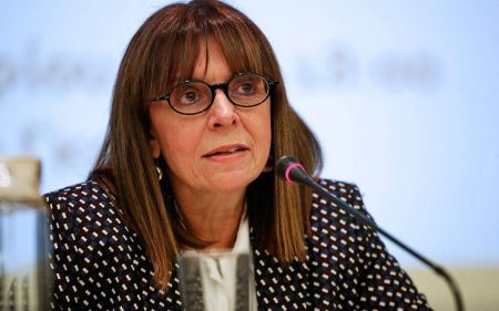 Κατερίνα Σακελλαροπούλου: «Σε κάθε  άνθρωπο αναγνωρίζω τον συμπατριώτη μου» 