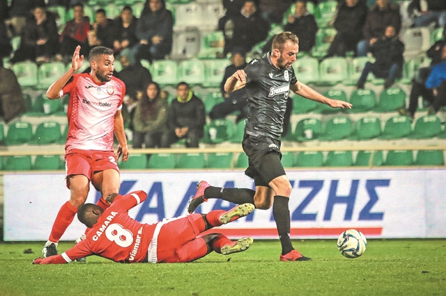 Η απόφαση βγήκε, οι σκιές παραμένουν