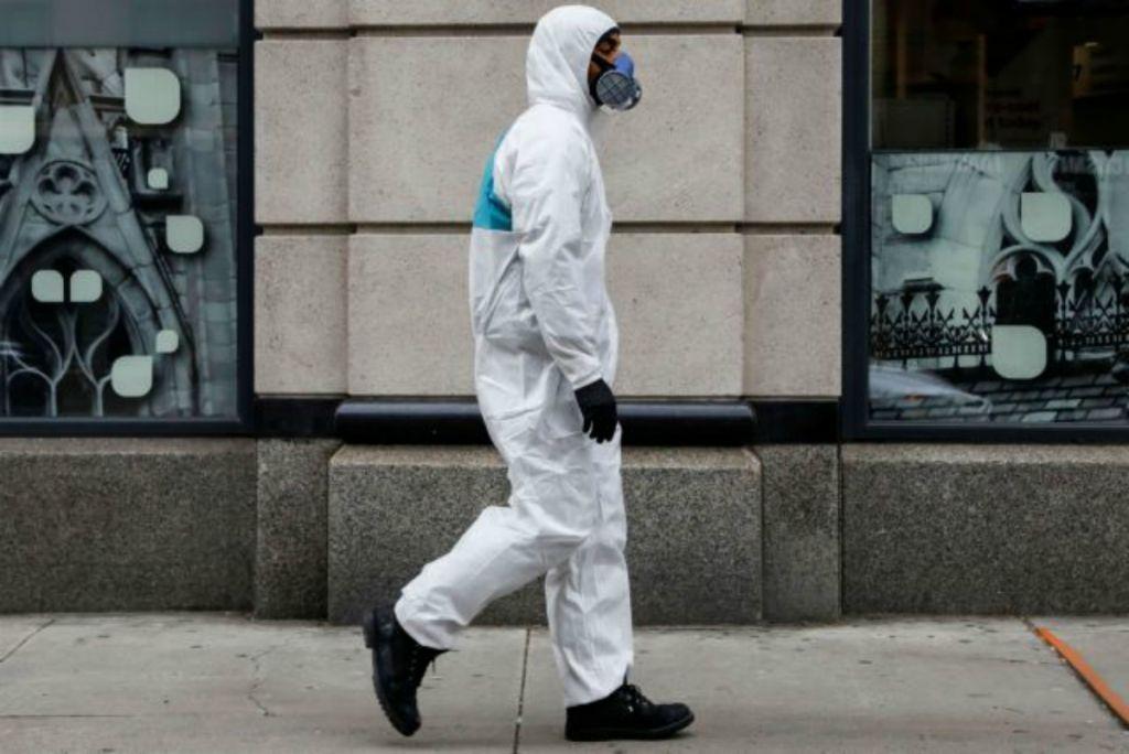 Κασαπίδης στο MEGA: Οι ασθενείς με κορωνοϊό στις ΗΠΑ πεθαίνουν μακριά από τις οικογένειές τους