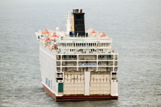 «Ελευθέριος Βενιζέλος»: 119 κρούσματα στο πλοίο – Αποφασίστηκε ελλιμενισμός του