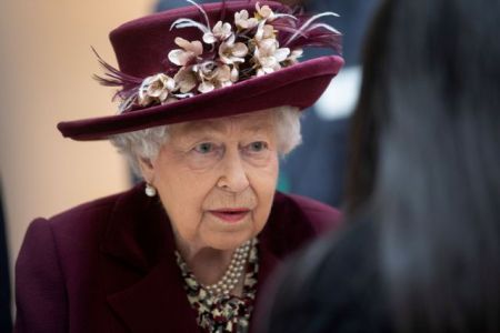 Κορωνοϊός – βασίλισσα Ελισάβετ: «Μαζί θα νικήσουμε τη νόσο»