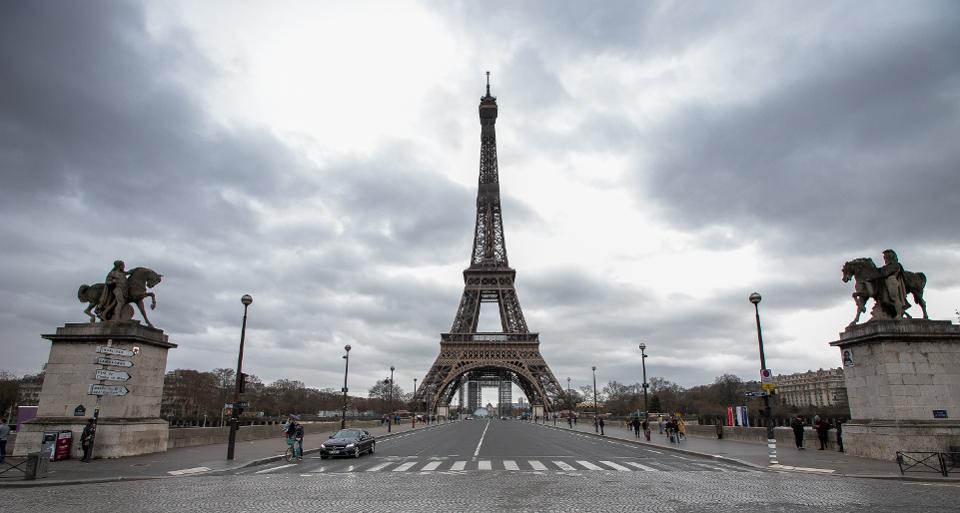 Γαλλία: Δραματική αύξηση νεκρών σε μια μέρα με 833 θύματα