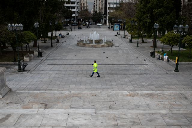 Εκτιμήσεις Δερμιτζάκη για το πώς και πότε θα χαλαρώσουν τα μέτρα στην Ελλάδα