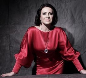 Τσέλια Κοστέα: «Ο κόσμος μας πρέπει να κάνει επανεκκίνηση»