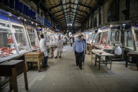 Διατροφή: Οι επιλογές των καταναλωτών τη Μ. Εβδομάδα – Πού κυμαίνονται οι τιμές