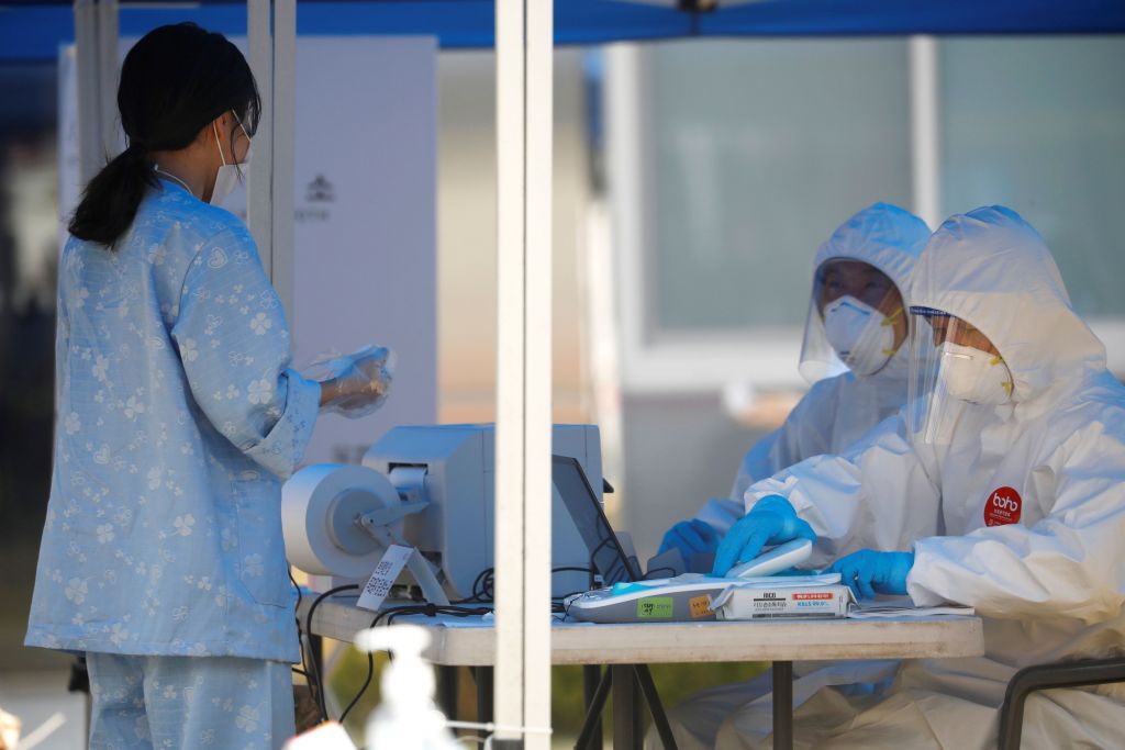 ΠΟΥ για κορωνοϊο: Είναι 10 φορές πιο θανατηφόρος από τον Η1Ν1