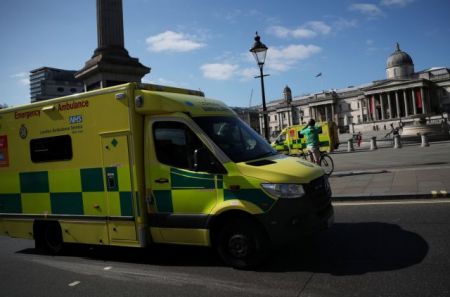 Βρετανία: 717 νέοι θάνατοι – 11.329 συνολικά