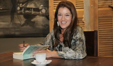 Βικτόρια Χίσλοπ: Τι κρίμα να μην έχουμε έναν Τσιόδρα στη Βρετανία