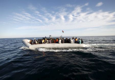 Προσφυγικό: 12 νεκροί στη Μεσόγειο Θάλασσα – Παράνομες επαναπροωθήσεις στη Λιβύη