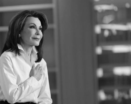 Γιάννα Αγγελοπούλου: «Νέοι ήρωες του ’21» αυτοί που δίνουν τη μάχη κατά του κορωνοϊού