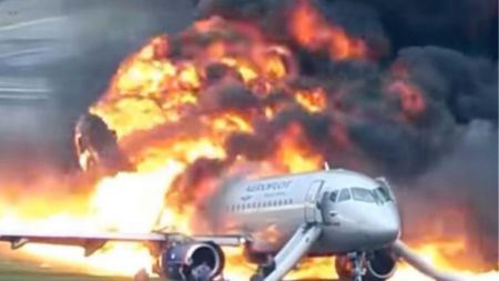Βίντεο ντοκουμέντο από την αεροπορική τραγωδία στη Μόσχα