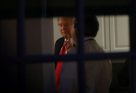 Ξεπερνούν ήδη τις 35.000 οι νεκροί στις ΗΠΑ –  Θα φτάσουν στις 60.000-65.000, λέει ο Τραμπ