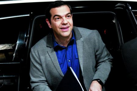 Το μήνυμα Τσίπρα για την Ανάσταση: Η ζωή θα νικήσει