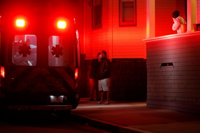 ΗΠΑ:  3.856 νεκροί σε 24 ώρες, ενώ ο Τραμπ ετοιμάζεται να «ανοίξει» από Μάϊο