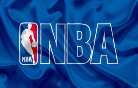NBA: Συμφωνία μεταξύ λίγκας και παικτών για μείωση μισθών
