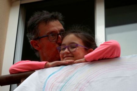 Ισπανία : Ανησυχία για την ψυχική υγεία των παιδιών – Είναι κλεισμένα στο σπίτι επί πέντε εβδομάδες