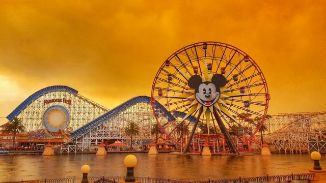 Κορωνοϊός Disney – Υποχρεωτική άδεια άνευ αποδοχών σταματά την καταβολή μισθώ σε πάνω από 100.000 υπαλλήλους