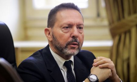 Στουρνάρας στα «Νέα»: Αισιόδοξα τα σενάρια για την ύφεση της οικονομίας