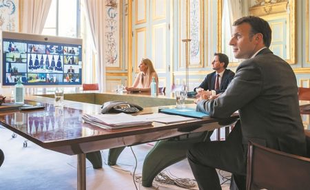 Οι τηλεδιασκέψεις παραλύουν την ΕΕ