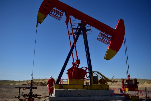 Πετρέλαιο: Η δραματική κατάσταση στην αγορά σε «ανεπίσημη» τηλεδιάσκεψη