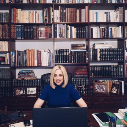 Γεννηματά για 21η Απριλίου: Η Δημοκρατία αποκτάται με αγώνα κάθε μέρα