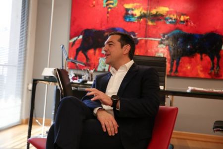 Τσίπρας:  Η κυβέρνηση εκφραστής του ΣΕΒ – μας γυρίζει στο μνημόνιο του 2012