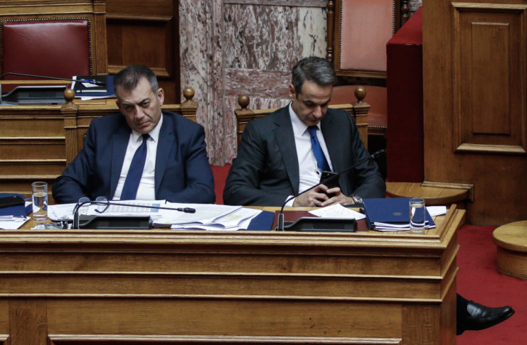 Pandemic political truce ends with a bang as SYRIZA, KINAL demand Vroutsis’ resignation