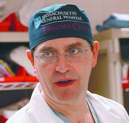 «Είτε μέσω φαρμάκων είτε μέσω εμβολίων, θα εξαλείψουμε τον κορωνοϊό αρκετά σύντομα»