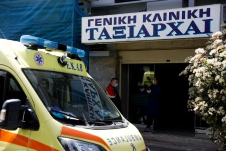 Καταγγελίες και αποκαλύψεις για την κλινική στο Περιστέρι – Τι εξόργισε τον Τσιόδρα