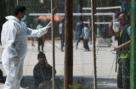 Μηταράκης: Θα επανεξεταστεί το άσυλο για όσους έσπασαν την καραντίνα